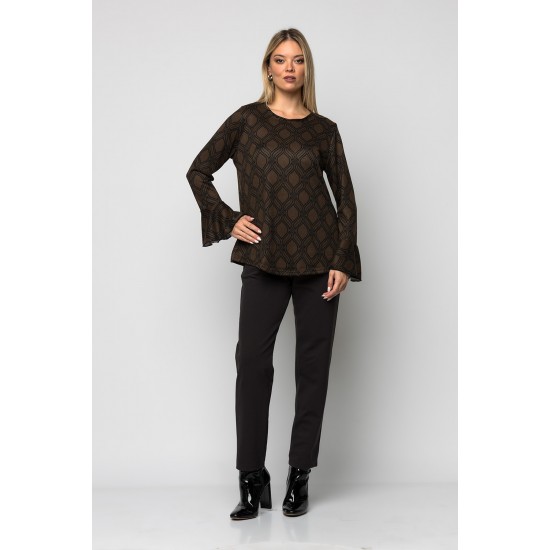 Δίχρωμη μπλούζα με βολάν στο μανίκι