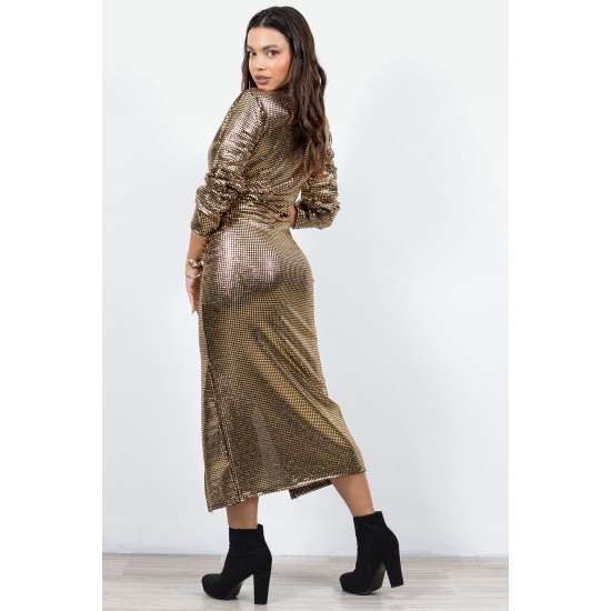Χρυσό φόρεμα με παγιέτες